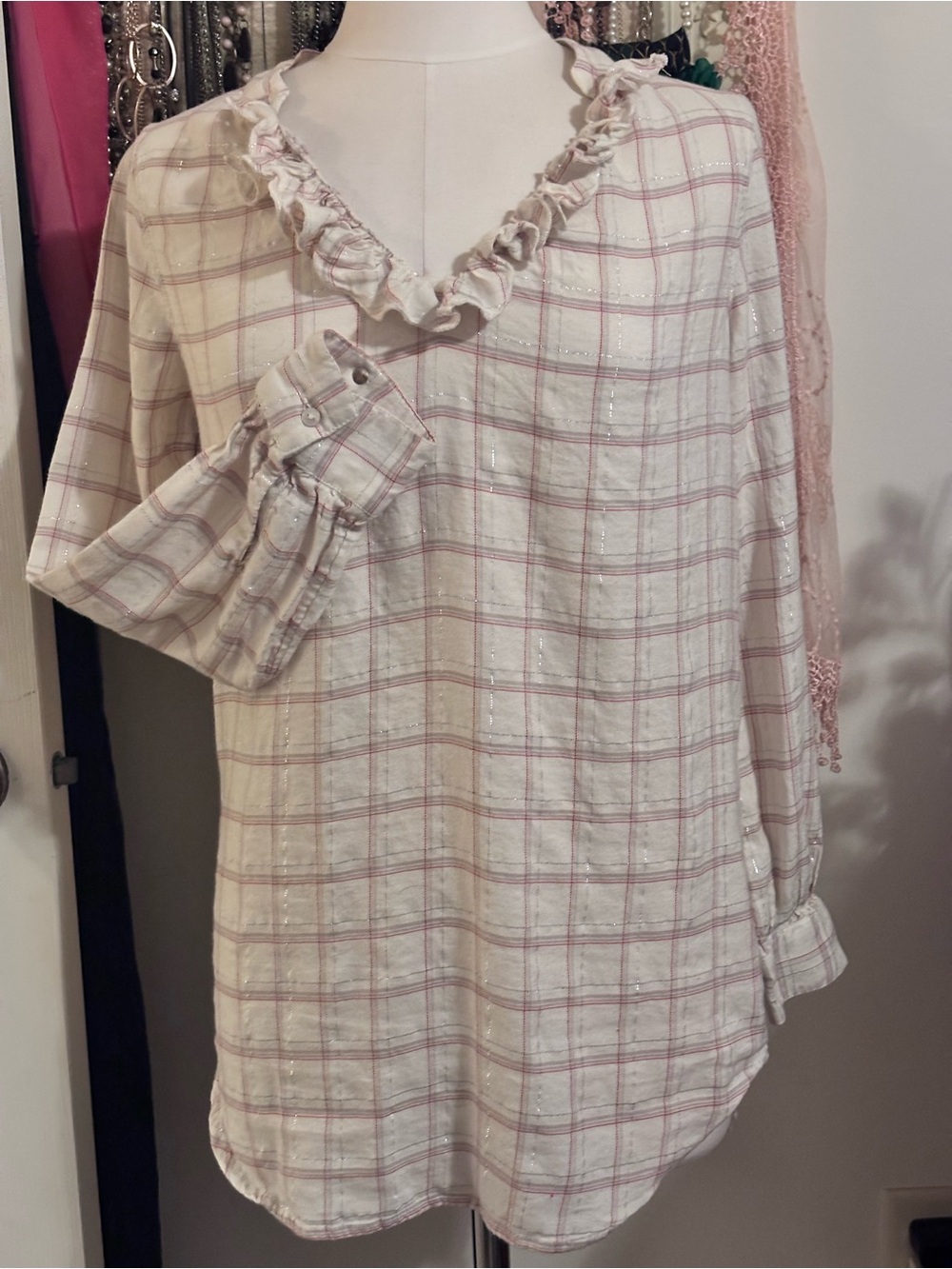 Aerie Silver Sparkle Ruffle V-Neck Plaid Tunic Blouse Size S Small